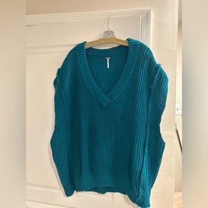 Free People oversized knit l! So comfy! Looks great with a turtle neck
